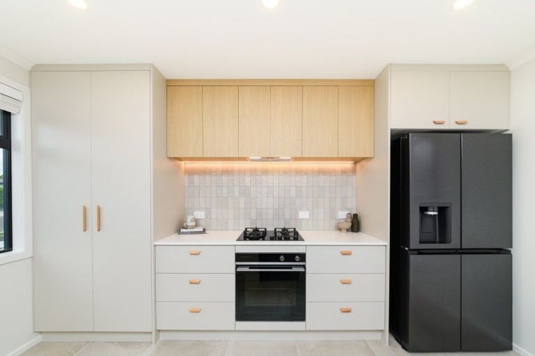 Photo of property in 24 Brightwater Terrace, Terrace End, Palmerston North, 4410
