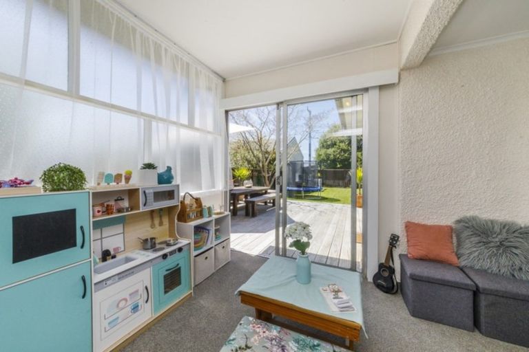 Photo of property in 4 Lyon Street, Marton, 4710