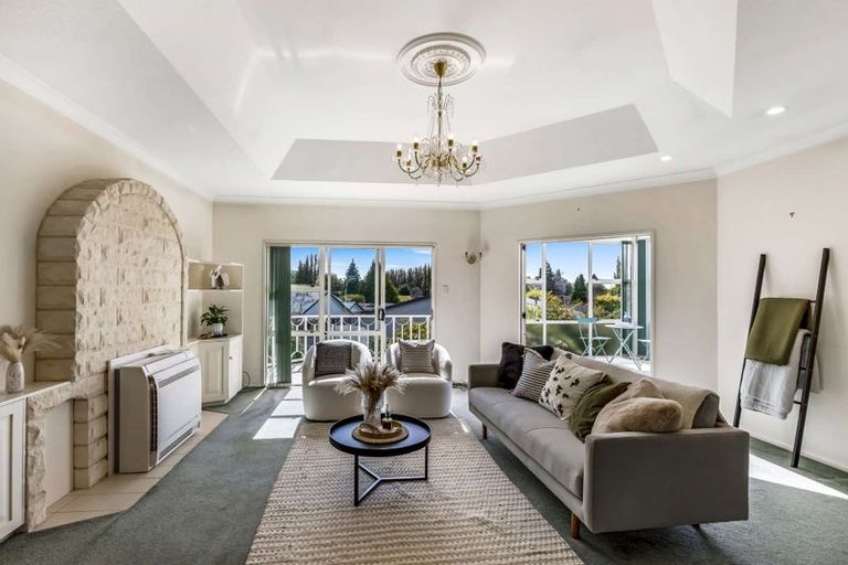 Photo of property in 43 Aotea Crescent, Gore, 9710