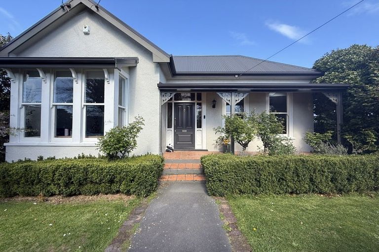 Photo of property in 14 Weston Road, St Albans, Christchurch, 8052