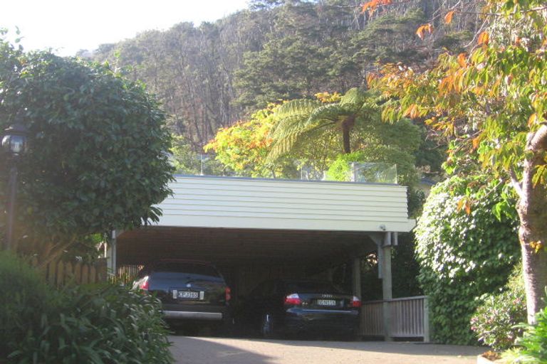 Photo of property in 3 Kotari Road, Days Bay, Lower Hutt, 5013