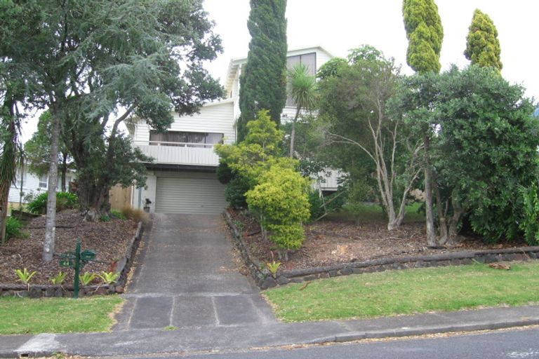 Photo of property in 44 Potter Avenue, Northcote, Auckland, 0627