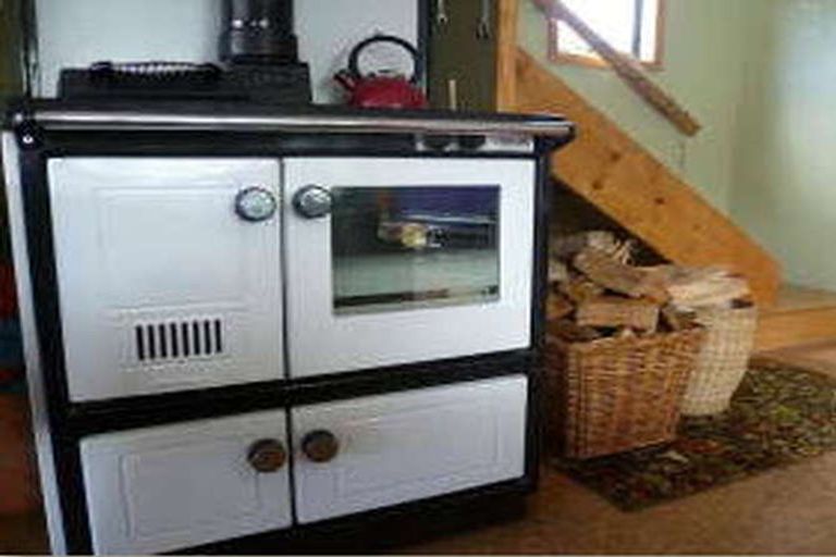 Photo of property in 71a Whangaimoana Beach Road, Whangaimoana, Featherston, 5772