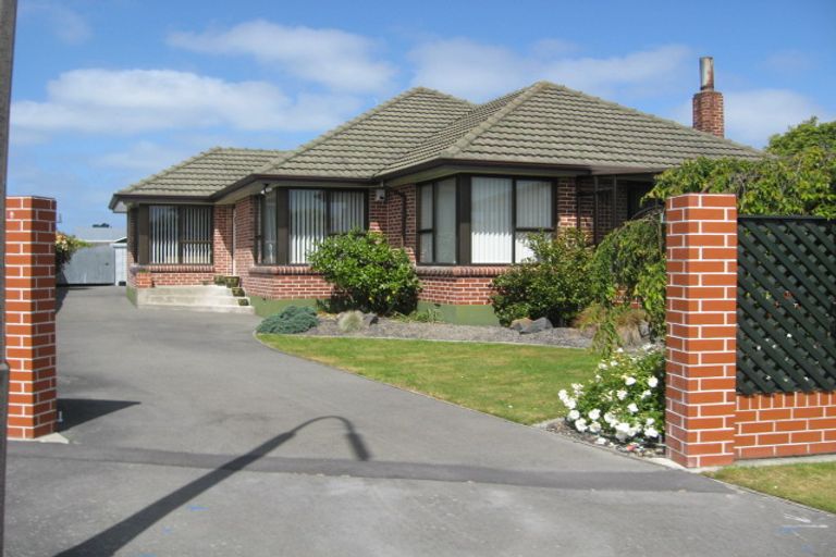 Photo of property in 6 Cherryburton Place, Shirley, Christchurch, 8013