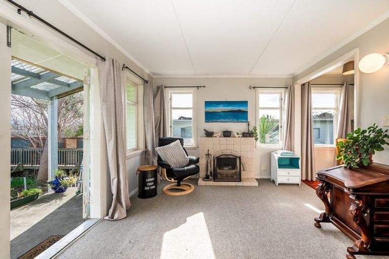 Photo of property in 34 Dale Road, Raumati South, Paraparaumu, 5032