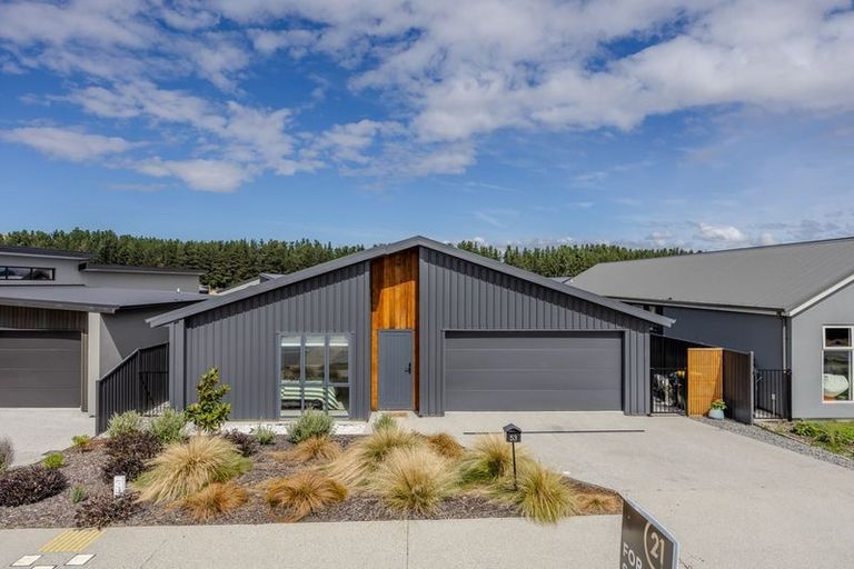 Photo of property in 53 Longview Drive, Lake Hawea, 9382