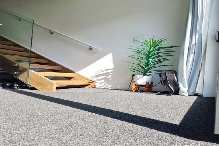 Photo of property in 9/20 Trent Street, Island Bay, Wellington, 6023