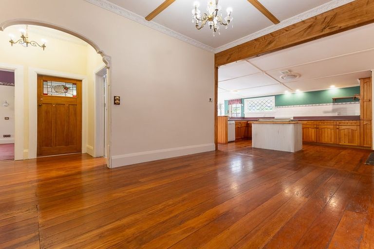 Photo of property in 10 Domain Road, Otaki, 5512