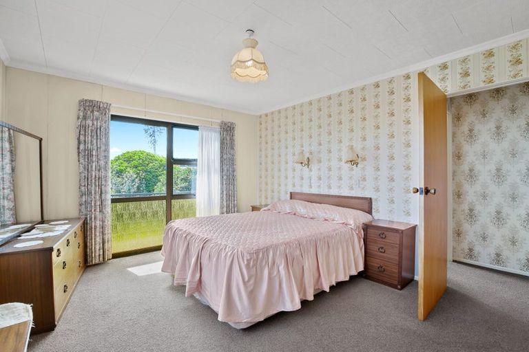 Photo of property in 6a Karina Road, Merrilands, New Plymouth, 4312