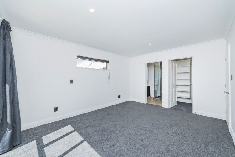 Photo of property in 23 Date Crescent, Aidanfield, Christchurch, 8025