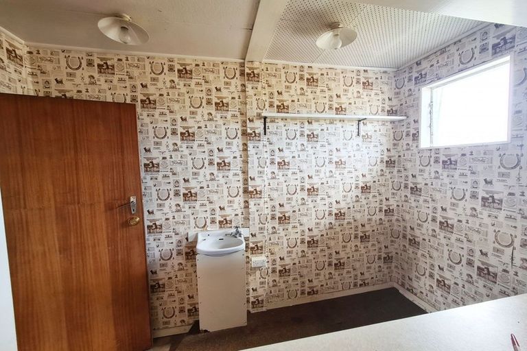 Photo of property in 49 Foster Road, Thornbury, Riverton, 9883