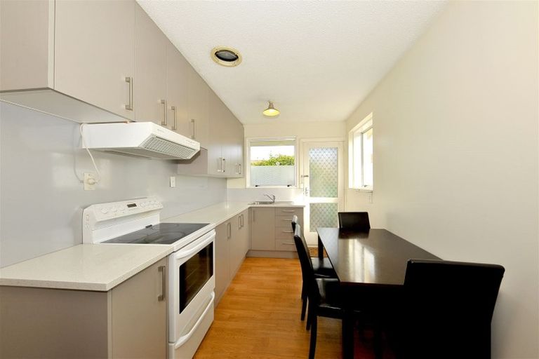 Photo of property in 3/10 Peer Street, Upper Riccarton, Christchurch, 8041