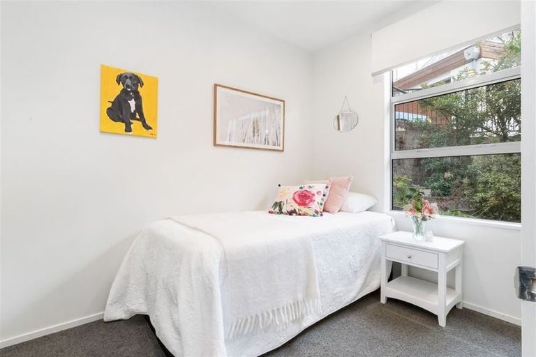 Photo of property in 4 Patchett Place, Cashmere, Christchurch, 8022