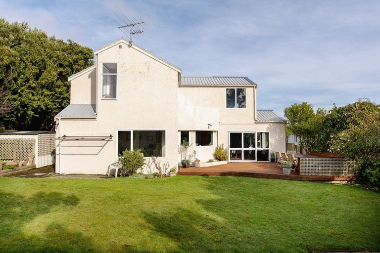 Photo of property in 6 Rosehill Road, Macandrew Bay, Dunedin, 9077