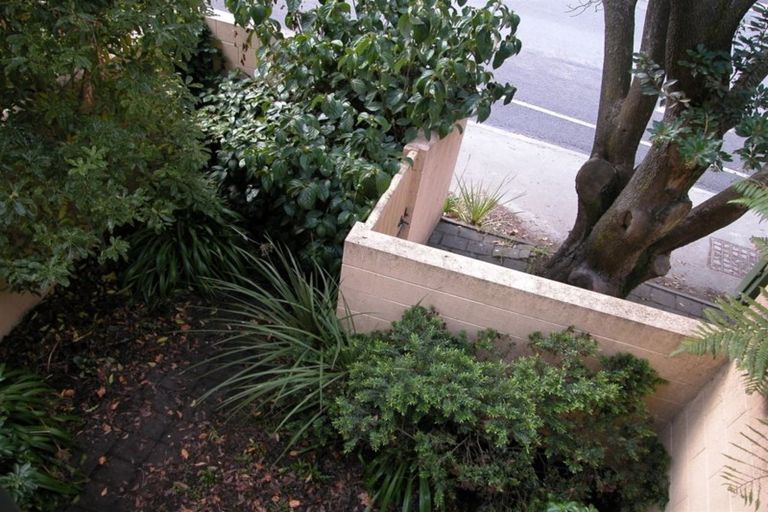 Photo of property in 2/4 Brockworth Place, Riccarton, Christchurch, 8011