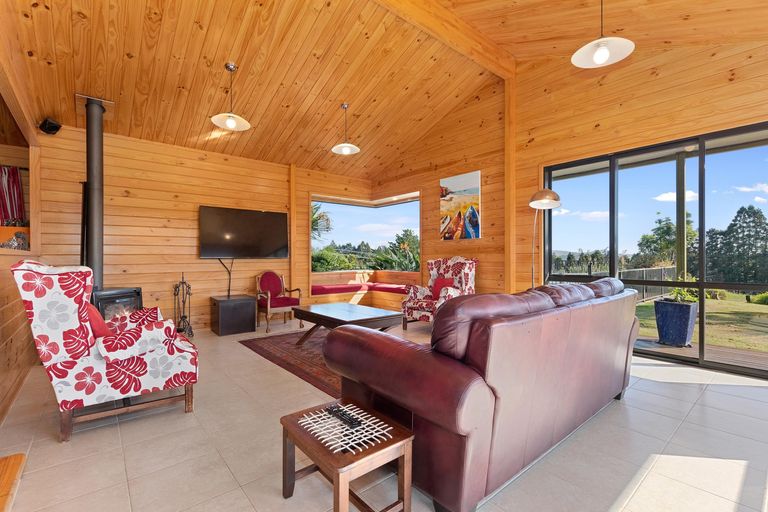 Photo of property in 120 Kara Road, Maungatapere, Whangarei, 0179