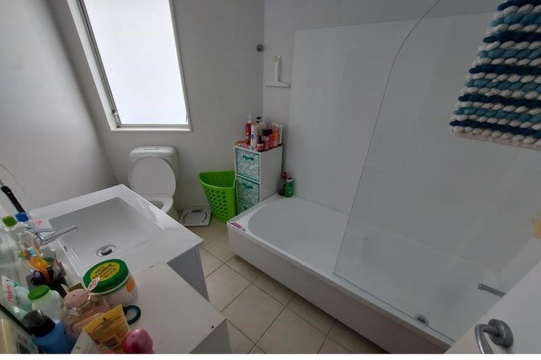 Photo of property in 1 Luxford Street, Berhampore, Wellington, 6023