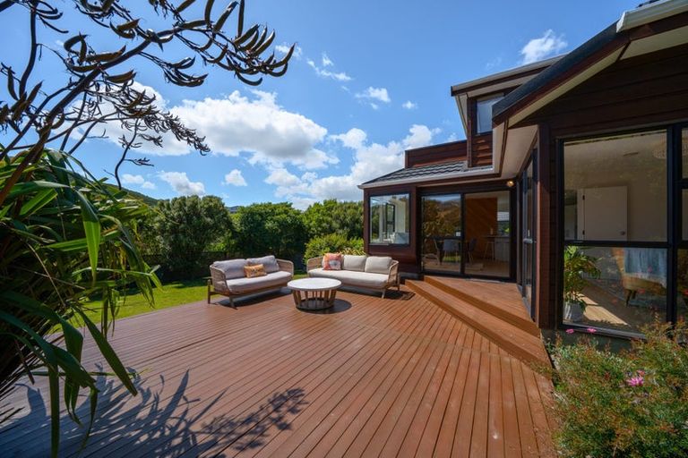 Photo of property in 14 Aintree Grove, Churton Park, Wellington, 6037