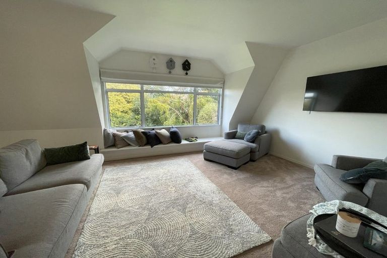 Photo of property in 56 Muritai Crescent, Havelock North, 4130