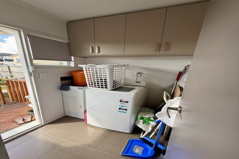 Photo of property in 1/150 Hutchinson Avenue, New Lynn, Auckland, 0600