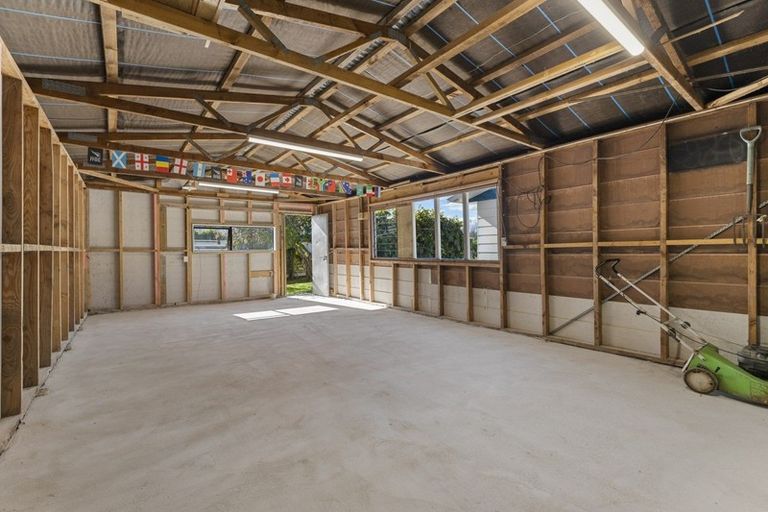 Photo of property in 214 Rangiuru Road, Otaki, 5512