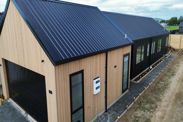 Photo of property in 72 Hugo Shaw Drive, Cambridge, 3434