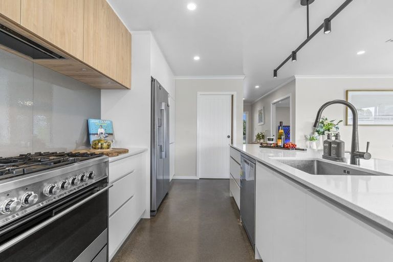 Photo of property in 31 Aratapu Street, Waitara, 4320