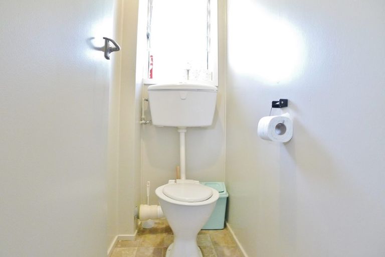 Photo of property in 4173 Great North Road, Glen Eden, Auckland, 0602