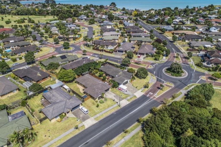 Photo of property in 202 Wattle Farm Road, Wattle Downs, Auckland, 2103