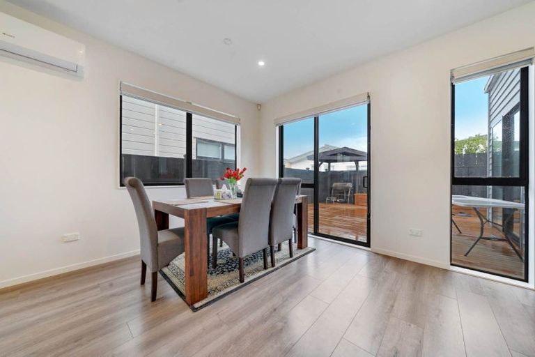 Photo of property in 73 Bellbird Street, Papakura, 2110