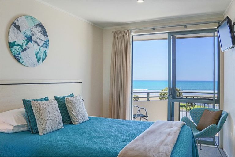 Photo of property in Beachpoint Apartments, 2/5 West End Road, Ohope, 3121