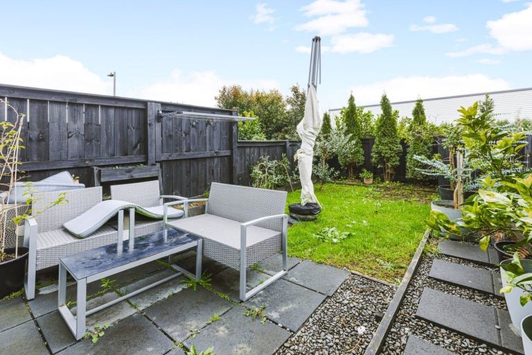Photo of property in 105 Te Aparangi Road, Papakura, 2110