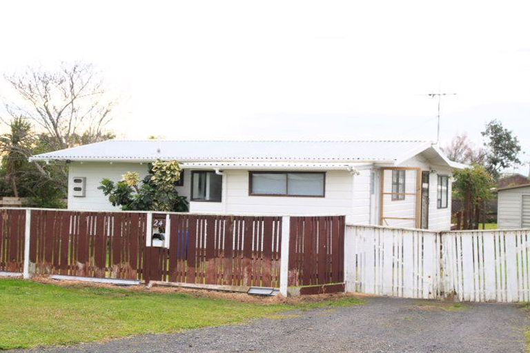 Photo of property in 24 First View Avenue, Beachlands, Auckland, 2018