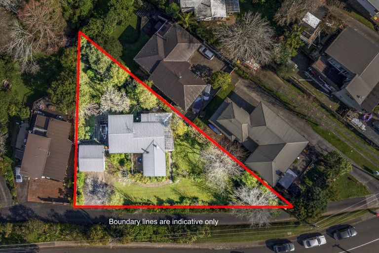 Photo of property in 85 Cockle Bay Road, Cockle Bay, Auckland, 2014