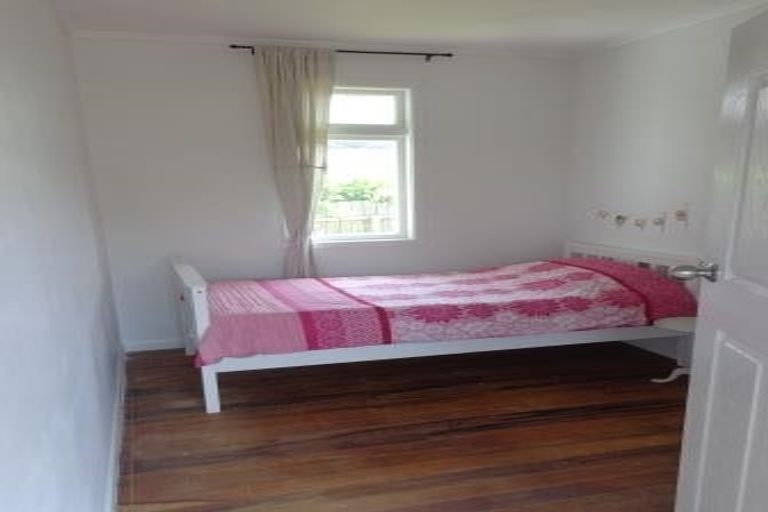 Photo of property in 1/29 Tahi Terrace, Glen Eden, Auckland, 0602