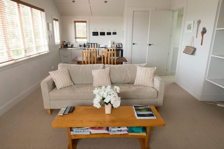 Photo of property in 96 Lane Road, Havelock North, 4130