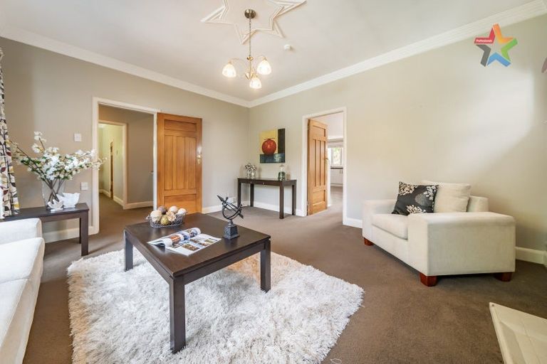 Photo of property in 51 Pohutukawa Street, Woburn, Lower Hutt, 5010