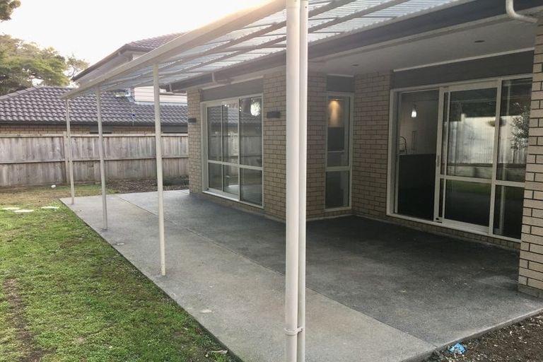 Photo of property in 18 Aviano Close, Flat Bush, Auckland, 2019