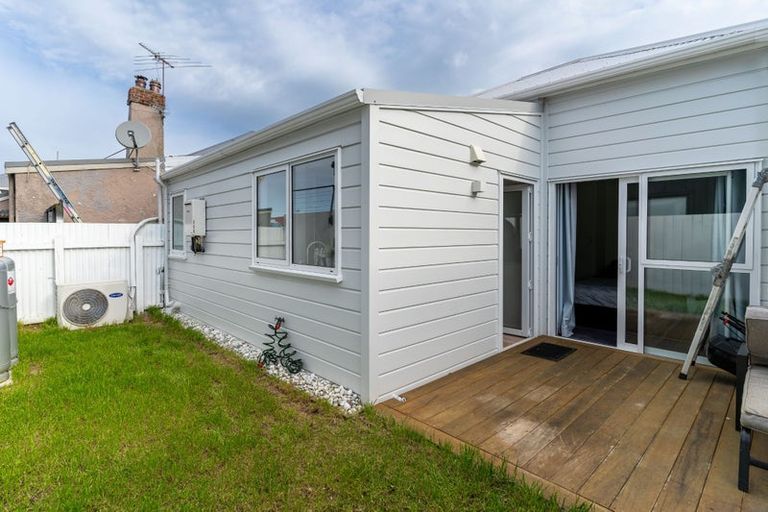 Photo of property in 8 Cashel Street, South Dunedin, Dunedin, 9012