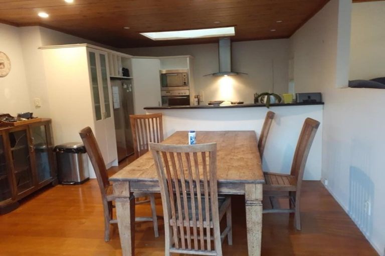 Photo of property in 11 Channel View Road, Campbells Bay, Auckland, 0630