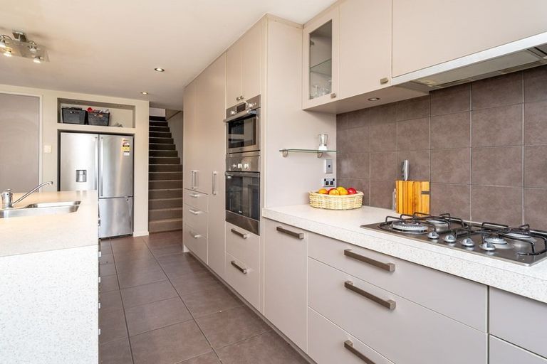 Photo of property in 46 Kinmont Crescent, Kinmont Park, Mosgiel, 9024