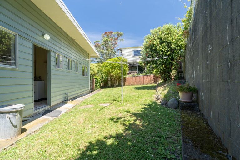 Photo of property in 2/29 Truscott Avenue, Johnsonville, Wellington, 6037