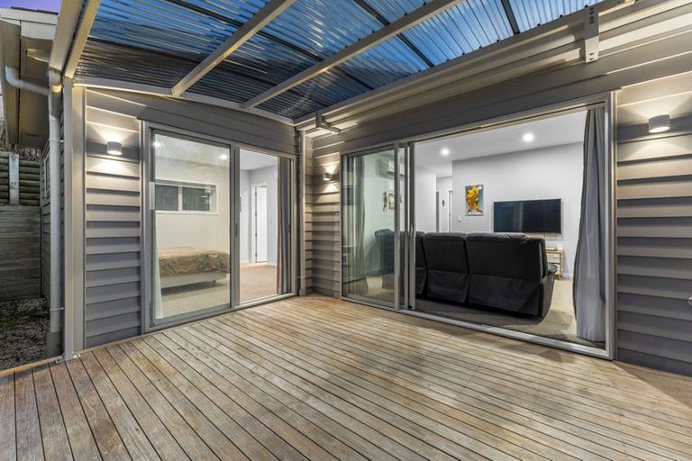 Photo of property in 10 Barrique Road, Kumeu, 0810