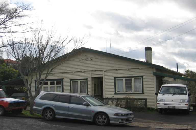 Photo of property in 18 Matai Street, Maeroa, Hamilton, 3200