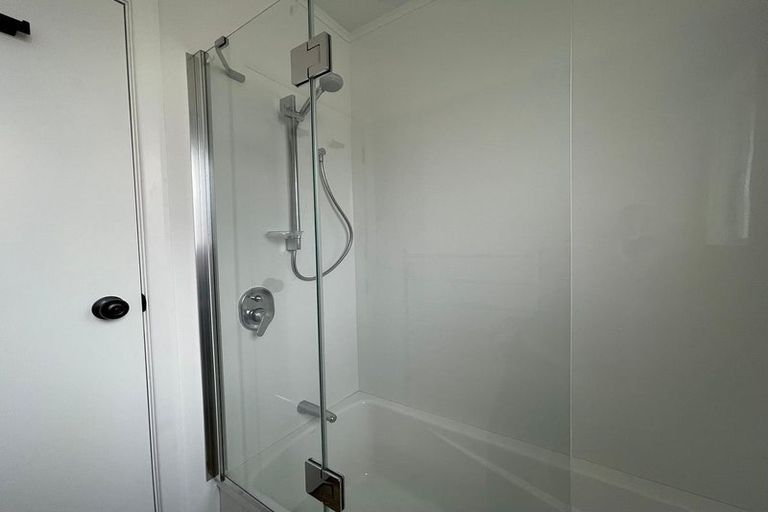 Photo of property in 30 Ashford Avenue, Hokowhitu, Palmerston North, 4410