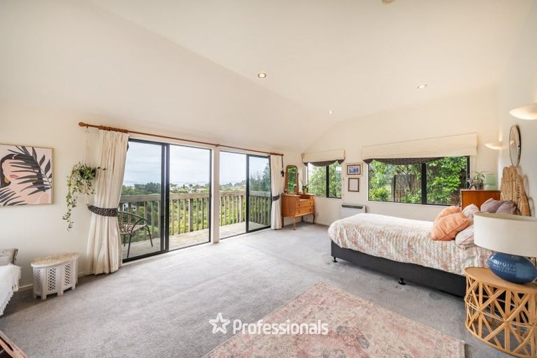 Photo of property in 6 Avonlea Grove, Belmont, Lower Hutt, 5010