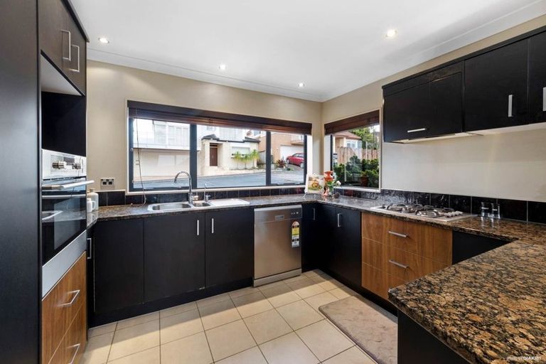 Photo of property in 157d Hobsonville Road, West Harbour, Auckland, 0618