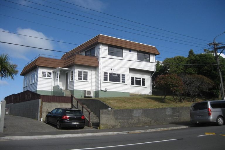 Photo of property in 57 Mills Road, Brooklyn, Wellington, 6021