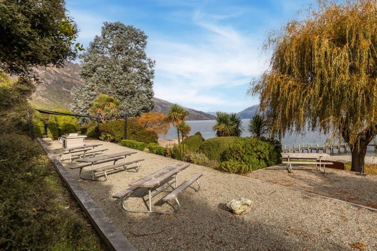 Photo of property in 3 Bayonet Peak Place, Drift Bay, Queenstown, 9371