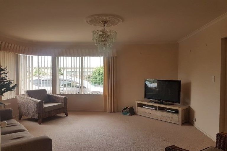 Photo of property in 43 Santa Monica Drive, Papamoa Beach, Papamoa, 3118